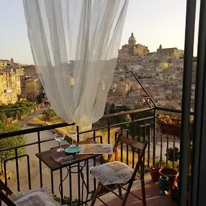 Appartement D'artista, Piazza Armerina