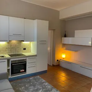 Cozzi Appartamento Milano